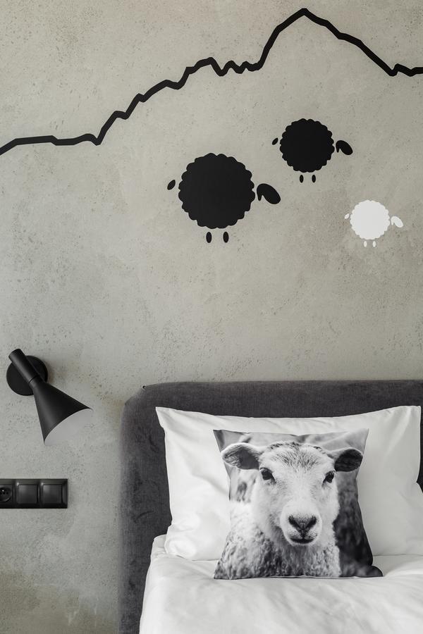 Biala Owca Bed & Breakfast Zakopane Luaran gambar Installation view of the exhibition "The Black and White Show", 2013
