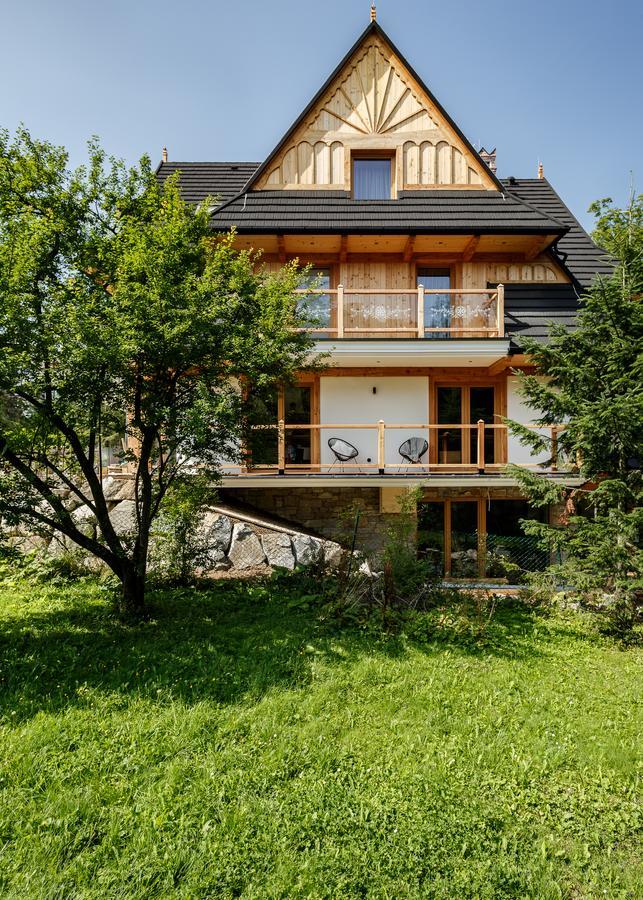 Biala Owca Bed & Breakfast Zakopane Luaran gambar The house of the artist in the village of Gstaad